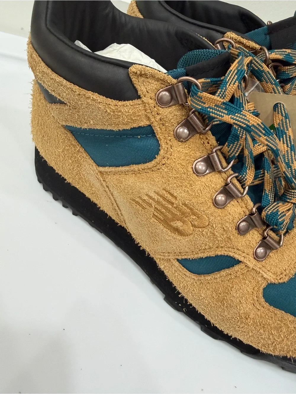 New Balance Men’s Urainaa Trail Hiker Shoes Boots Size 8.5